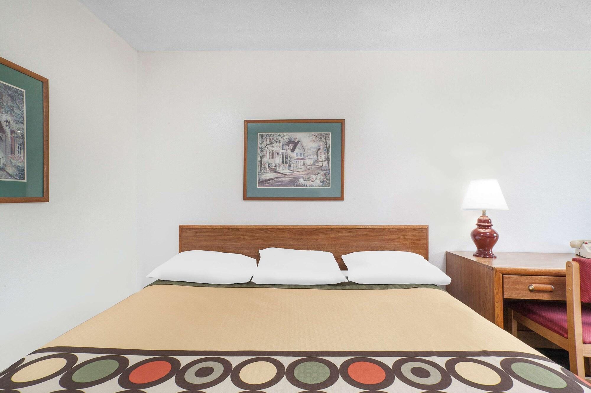 Super 8 By Wyndham Queensbury Glens Falls Kültér fotó